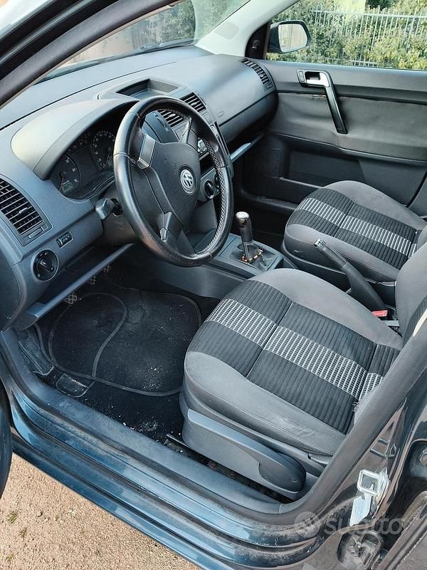 Usata VW Polo 60 CV (44 kW) 2007 Grigio Utilitaria