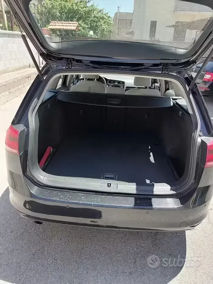 Usata VW Golf VII 110 CV (80 kW) 2014 Nero Station wagon