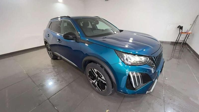 Usata Peugeot 2008 Allure 101 CV (74 kW) 2025 Blu/azzurro SUV