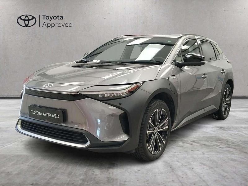 Usata Toyota bZ4X Edition 160 kW (218 CV) 2023 Argento SUV