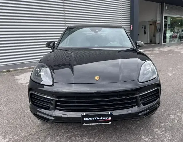 Usata Porsche Cayenne 340 CV (250 kW) 2021 Nero SUV