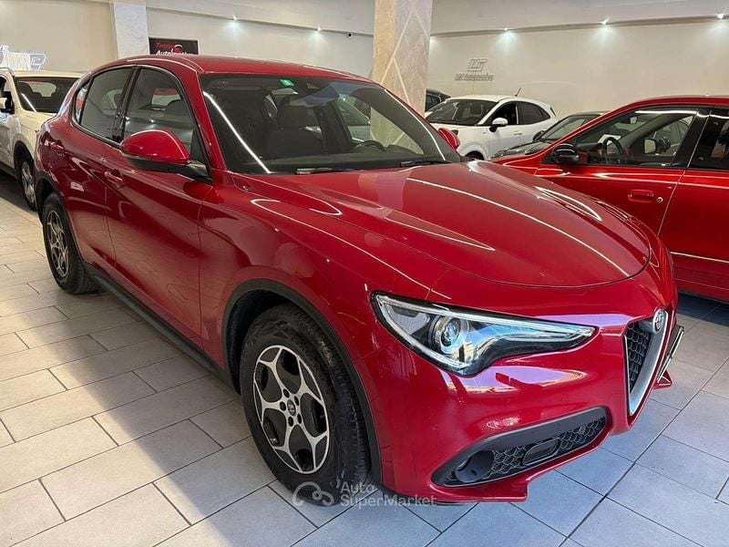 Usata Alfa Romeo Stelvio Super 160 CV (117 kW) 2022 Rosso SUV