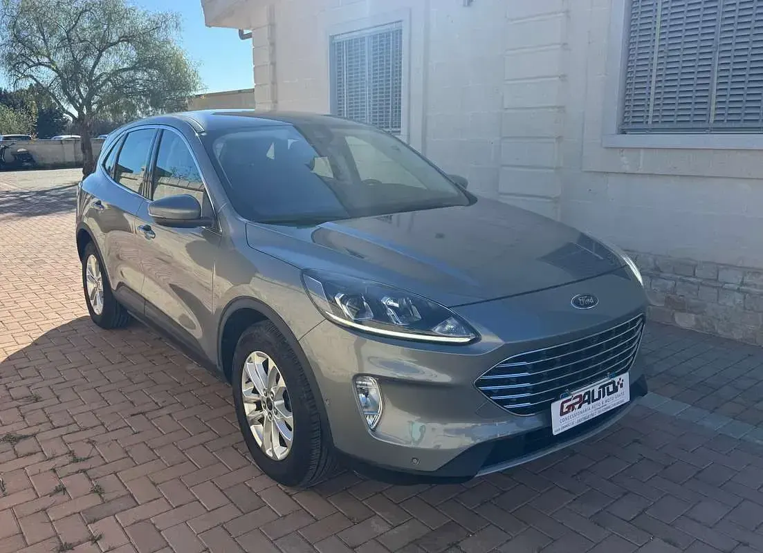 Usata Ford Kuga Titanium X 120 CV (88 kW) 2020 Argento SUV