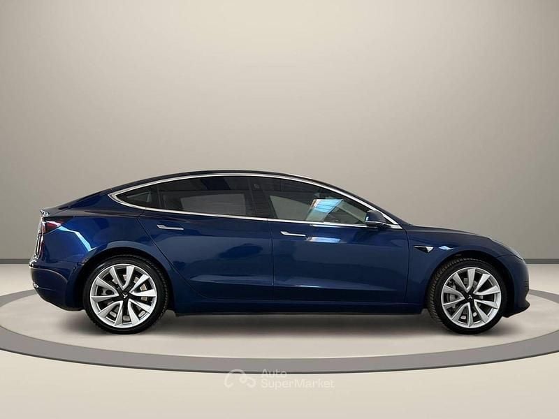 Usata Tesla Model 3 Standard Range 239 kW (325 CV) 2019 Blu / metallizzato Berlina