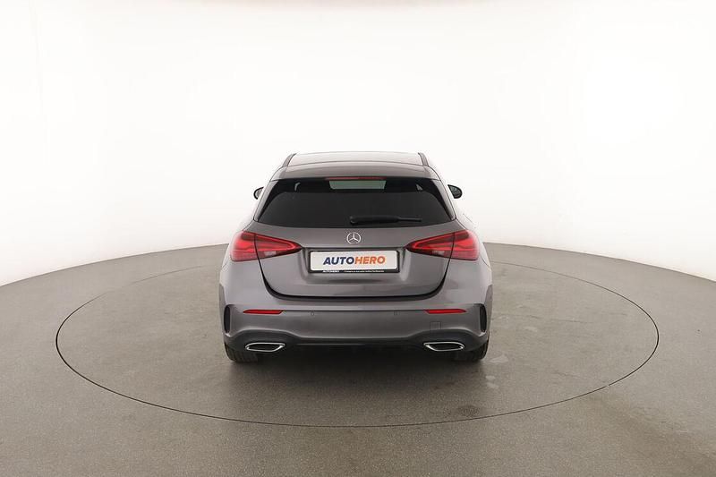 Usata Mercedes A180 AMG line 150 CV (110 kW) 2024 Grigio