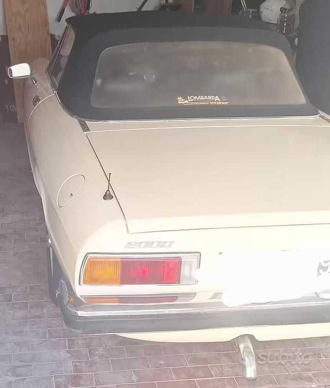 Usata Alfa Romeo Spider Veloce 131 CV (96 kW) 1982 Cabrio