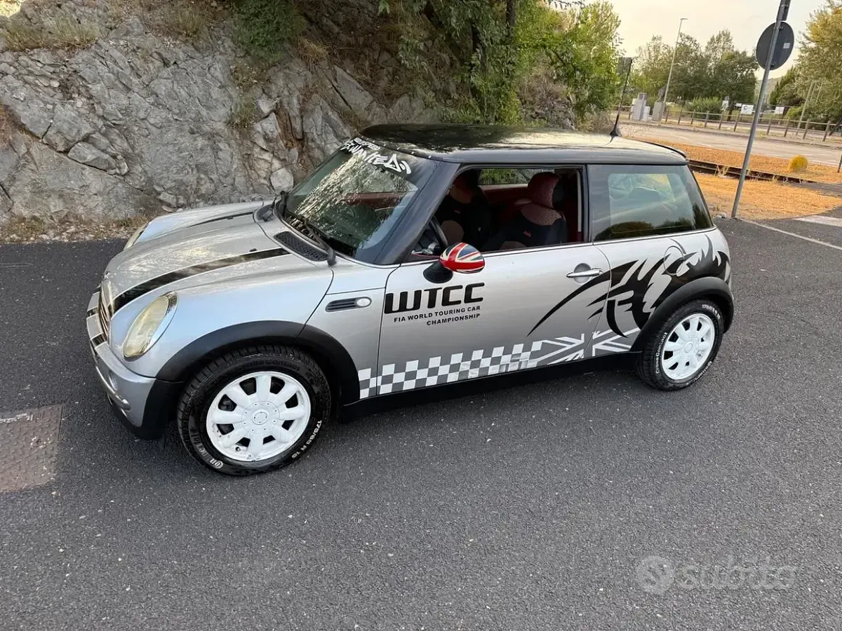 Usata Mini ONE 90 CV (66 kW) 2003 Utilitaria