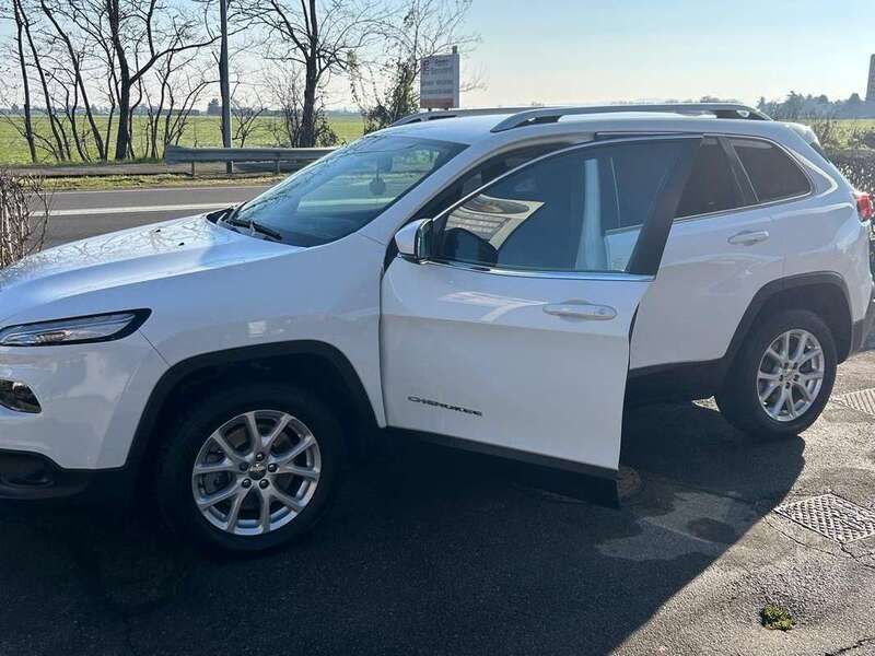 Bianco Usata 2014 Jeep Cherokee Limited SUV | 16.500 € (Molto cara) - Immagine 1/4