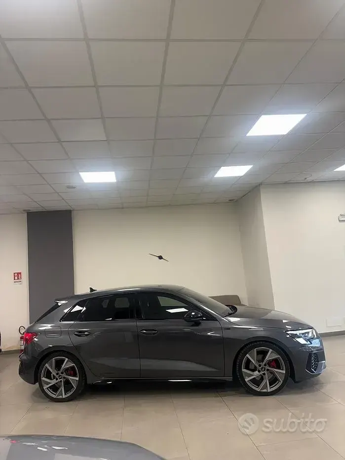 Usata Audi A3 S-Line 200 CV (147 kW) 2022 Grigio Berlina