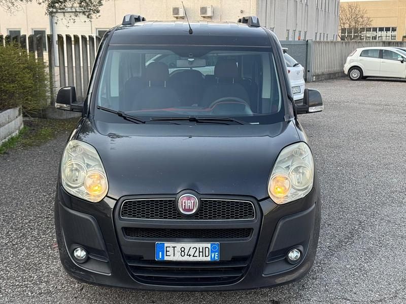 Usata Fiat Doblò 104 CV (76 kW) 2014 Nero Monovolume