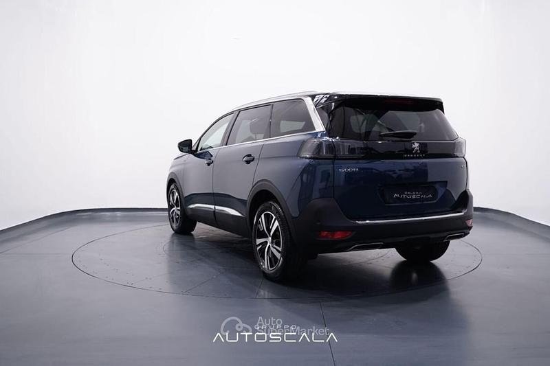 Usata Peugeot 5008 GT 131 CV (96 kW) 2023 Nero SUV