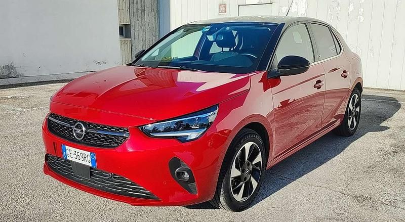 Rosso Usata 2021 Opel Corsa Elegance Tre volumi | 12.700 € (Ottimo prezzo) - Immagine 1/4