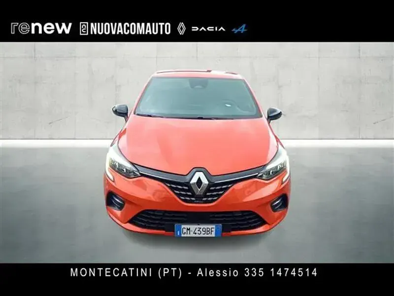 Usata Renault Clio Techno 145 CV (106 kW) 2023 Arancione Utilitaria