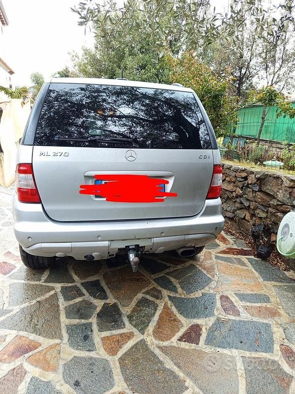 Usata Mercedes ML270 2001 Grigio SUV