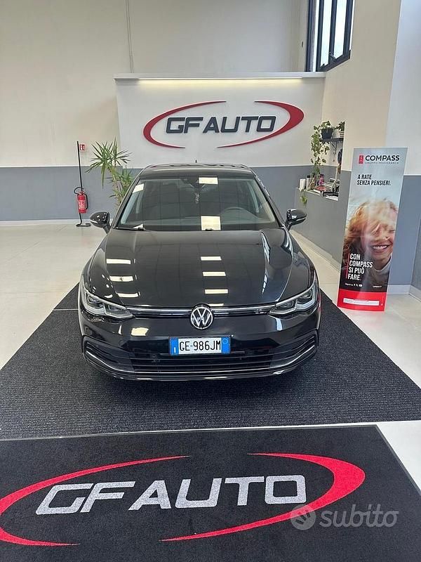 Usata VW Golf VIII Style 150 CV (110 kW) 2021 Nero Berlina
