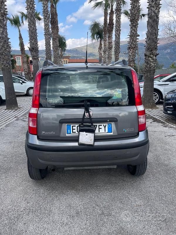 Usata Fiat Panda Dynamic 77 CV (56 kW) 2011 Grigio Utilitaria