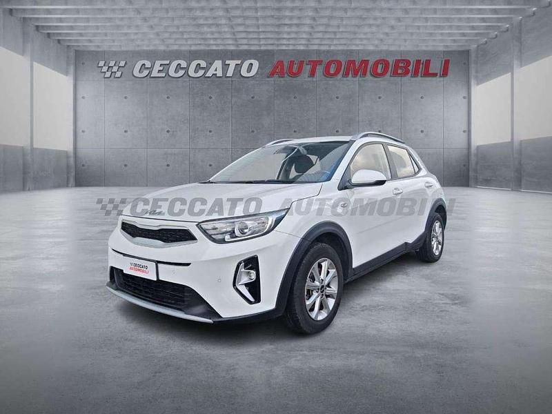 Bianco Usata 2023 Kia Stonic Urban SUV | 12.825 € (Ottimo prezzo) - Immagine 1/4