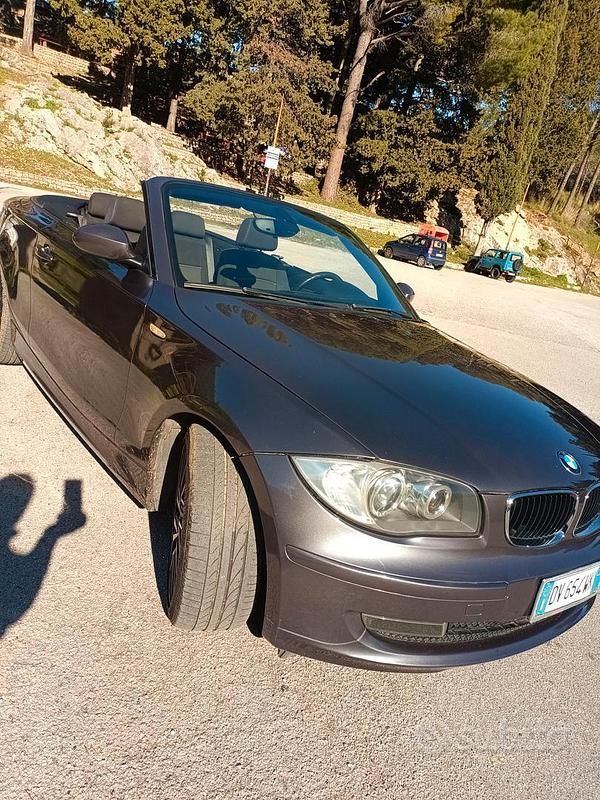 Usata BMW 120 Cabriolet 177 CV (130 kW) 2009 Grigio Cabrio