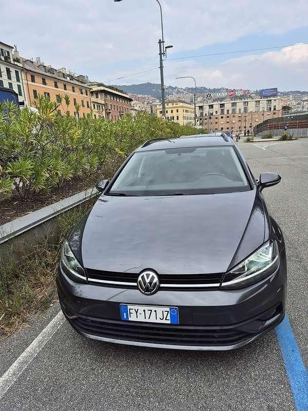 Usata VW Golf VII Comfortline 105 CV (77 kW) 2013 Station wagon
