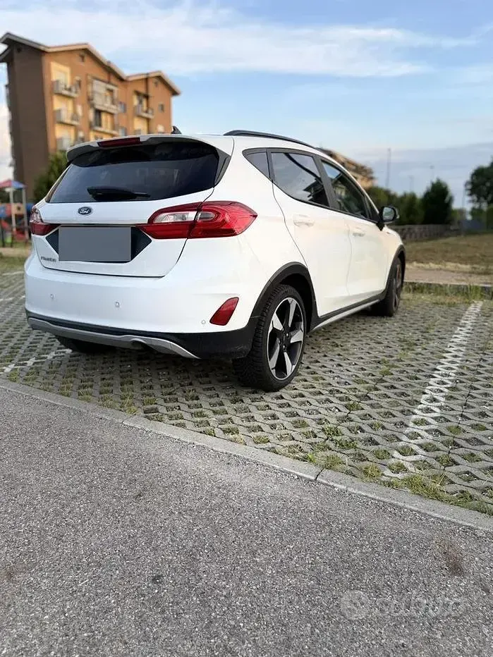 Usata Ford Fiesta Active 85 CV (62 kW) 2020 Utilitaria