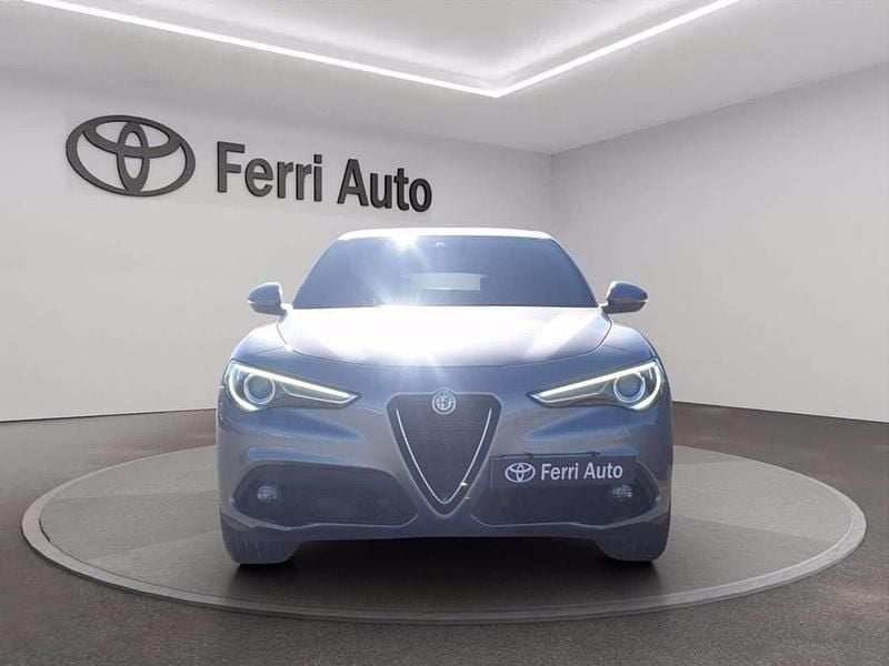 Usata Alfa Romeo Stelvio Executive 210 CV (154 kW) 2019 Silver met SUV
