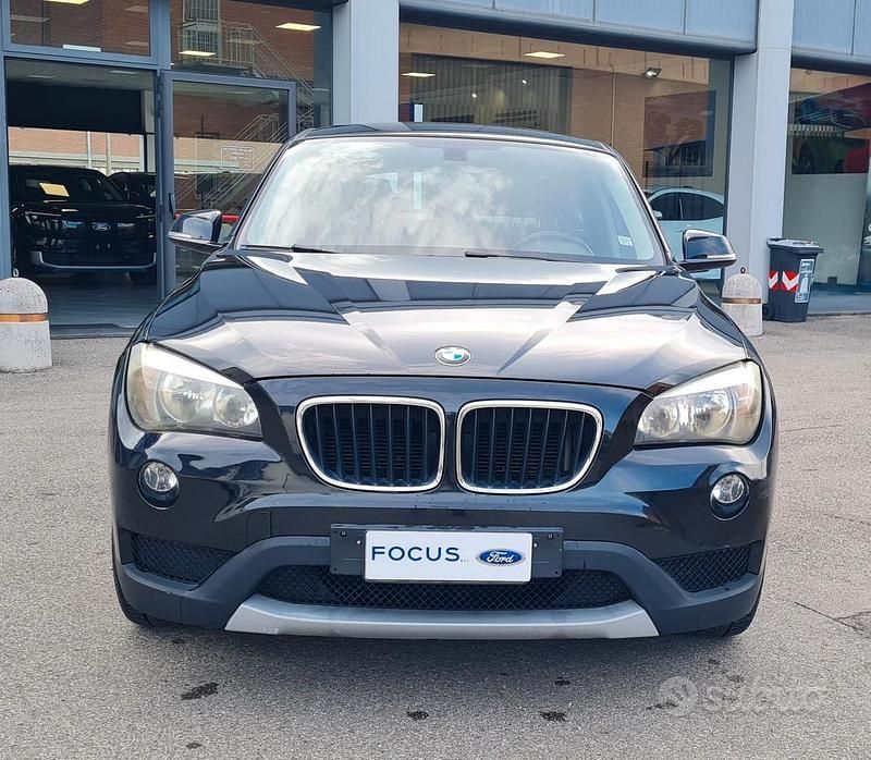 Begagnad BMW X1 Sport Line 143 HK (105 kW) 2013 Svart SUV
