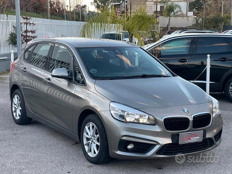 Grigio Usata 2017 BMW 216 Active Tourer Sport Line Monovolume | 11.999 € (Ottimo prezzo) - Immagine 1/4