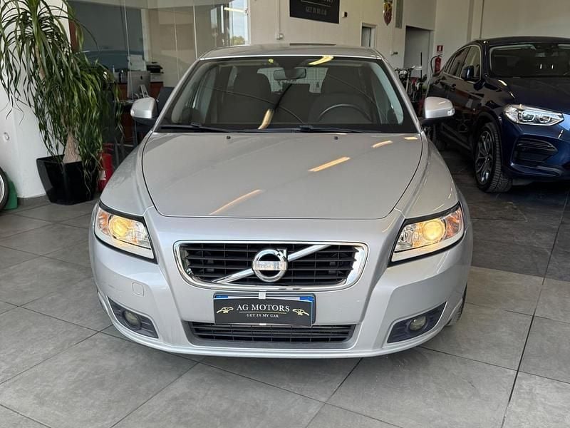 Usata Volvo V50 R-Design 114 CV (83 kW) 2011 Grigio Station wagon