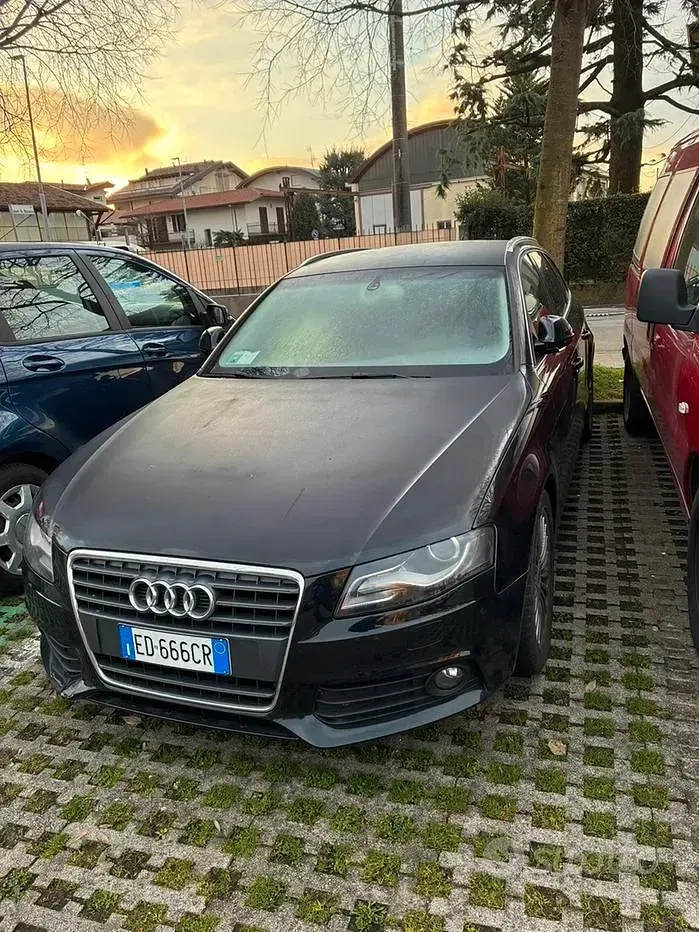 Usata Audi A4 120 CV (88 kW) 2008 Nero Station wagon