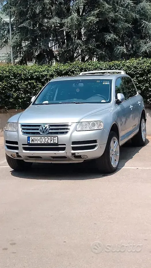 Usata VW Touareg 174 CV (127 kW) 2005 Grigio SUV