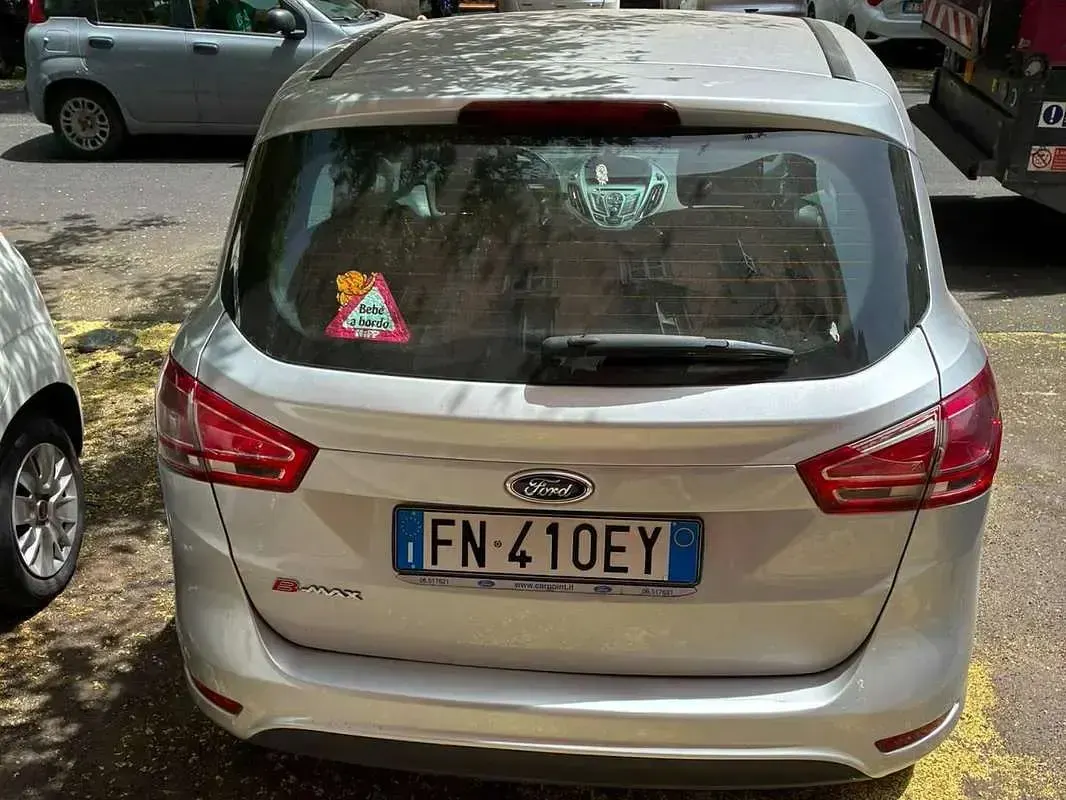Usata Ford B-MAX 75 CV (55 kW) 2018 Grigio Monovolume