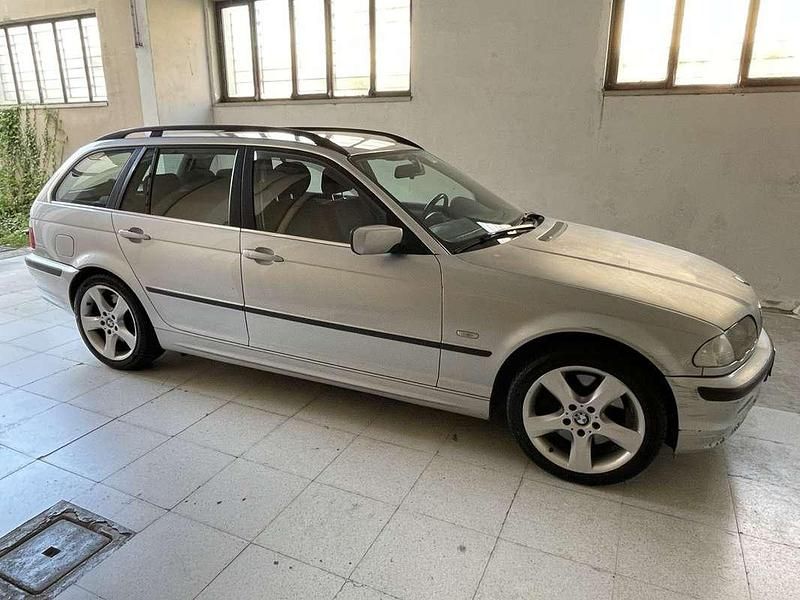 Usata BMW 330 231 CV (169 kW) 2001 Argento Station wagon