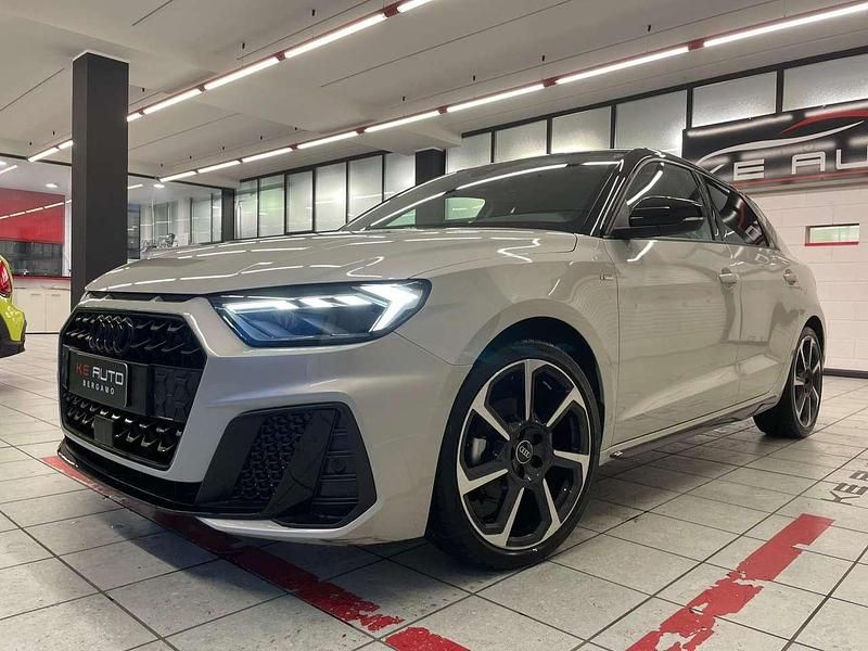 Usata Audi A1 Sportback 116 CV (85 kW) 2025 Plata rocio Utilitaria