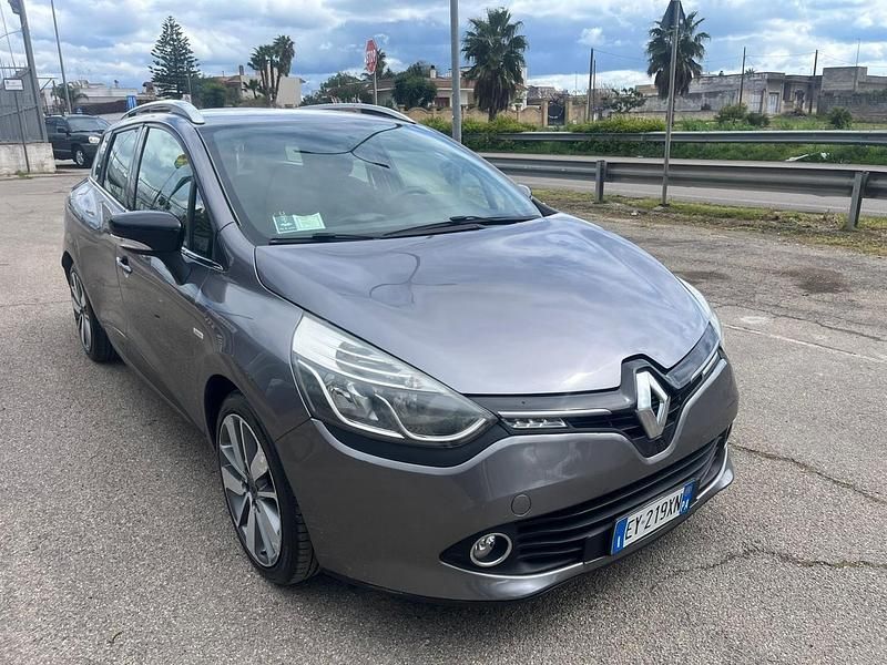 Usata Renault Clio GrandTour 89 CV (65 kW) 2015 Grigio Station wagon