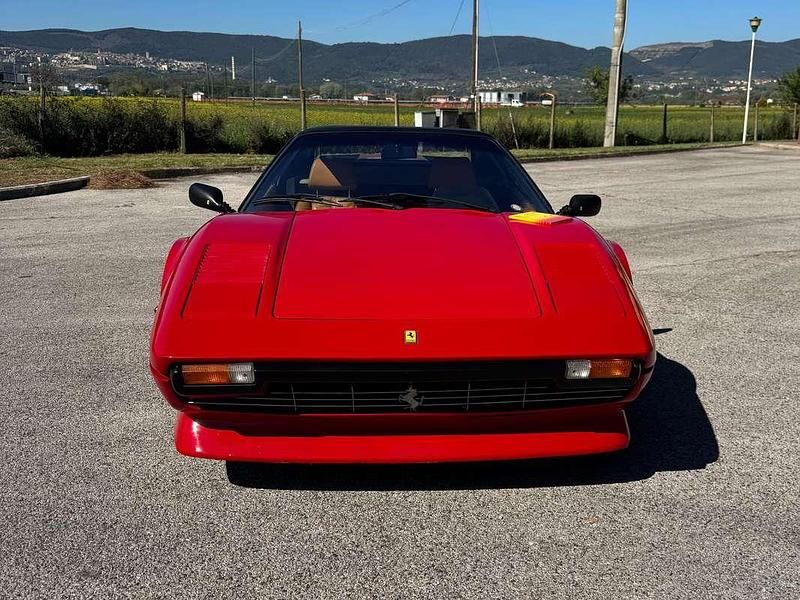 Usata Ferrari 308 215 CV (158 kW) 1981 Rosso Coupé