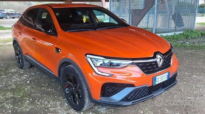 Usata Renault Arkana R.S. 145 CV (106 kW) 2021 Arancione SUV