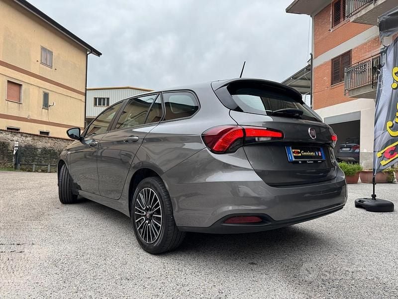 Usata Fiat Tipo Life 131 CV (96 kW) 2021 Grigio Station wagon