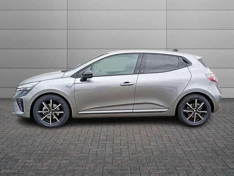Usata Renault Clio V Esprit Alpine 143 CV (105 kW) 2024 Grigio Utilitaria