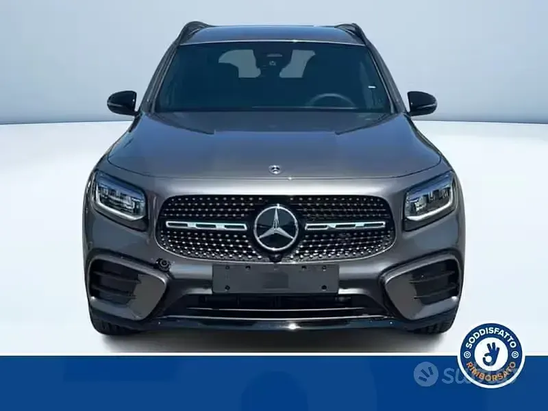 Nuova Mercedes GLB200 AMG 150 CV (110 kW) 2026 Grigio SUV