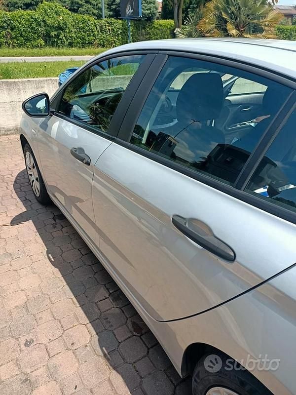 Usata Fiat Tipo 120 CV (88 kW) 2019 Grigio Berlina