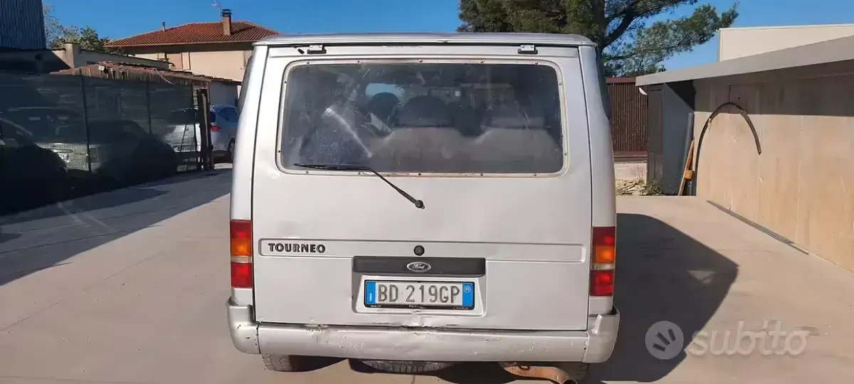 Usata Ford Transit Tourneo 85 CV (62 kW) 1999 Grigio Monovolume