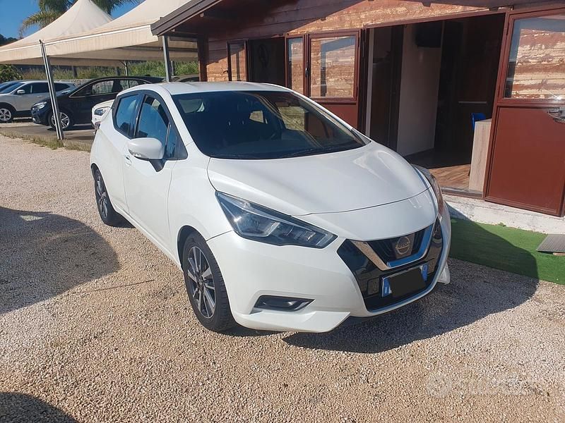 Usata Nissan Micra 71 CV (52 kW) 2017 Bianco Utilitaria