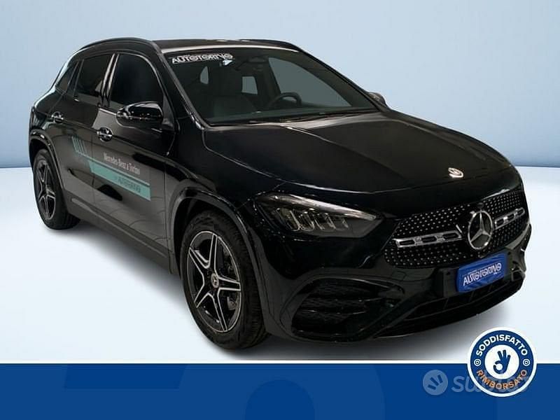 Usata Mercedes GLA200 AMG line 149 CV (109 kW) 2025 Nero SUV