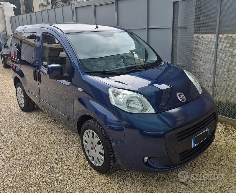 Usata Fiat Qubo Trekking 95 CV (69 kW) 2015 Blu Monovolume