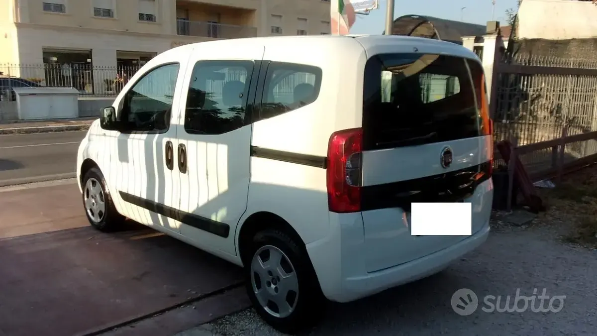 Usata Fiat Qubo Dynamic 80 CV (58 kW) 2017 Bianco Monovolume