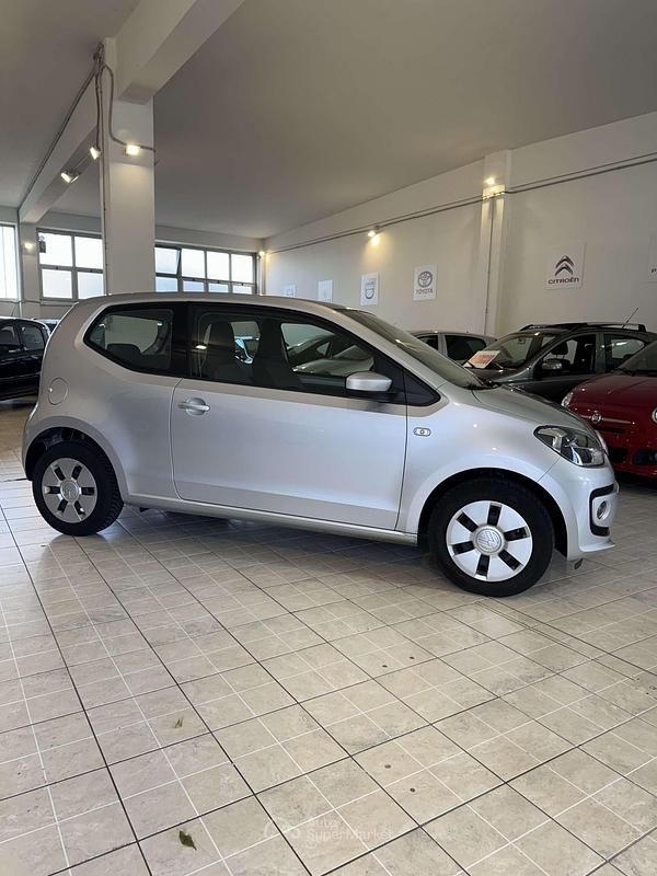 Usata VW up! Highline 68 CV (50 kW) 2014 Other Utilitaria