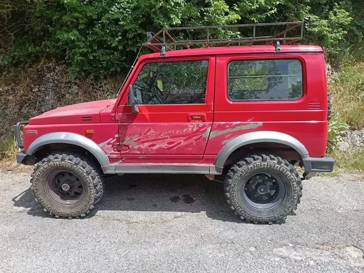 Usata Suzuki Samurai 69 CV (50 kW) 1997 Rosso SUV