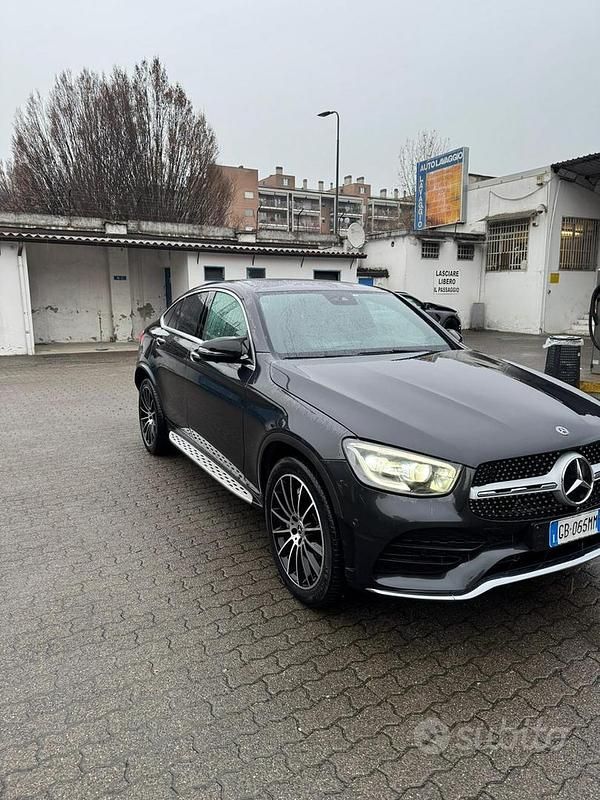 Usata Mercedes GLC300 245 CV (180 kW) 2020 Coupé