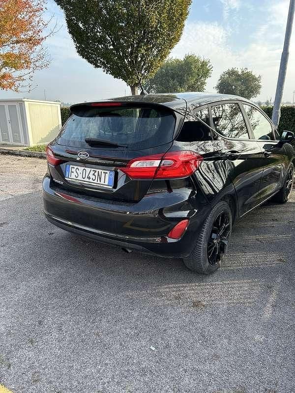 Usata Ford Fiesta 69 CV (50 kW) 2019 Berlina