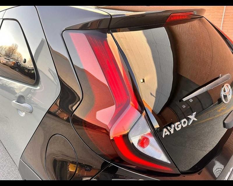 Usata Toyota Aygo Active 72 CV (52 kW) 2025